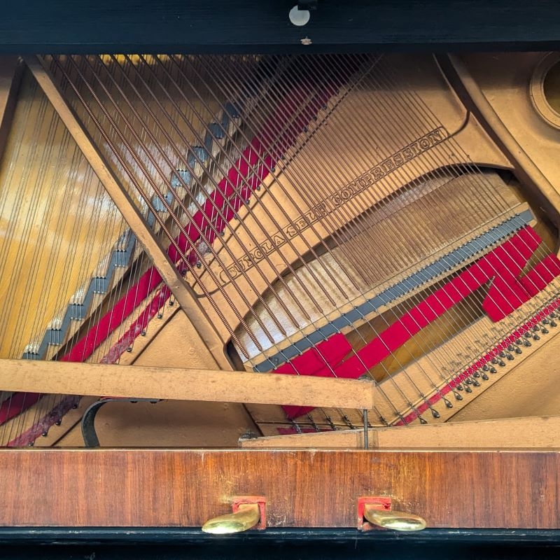 Piano Image