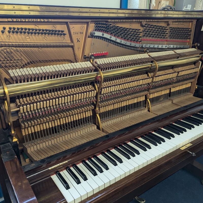 Piano Image