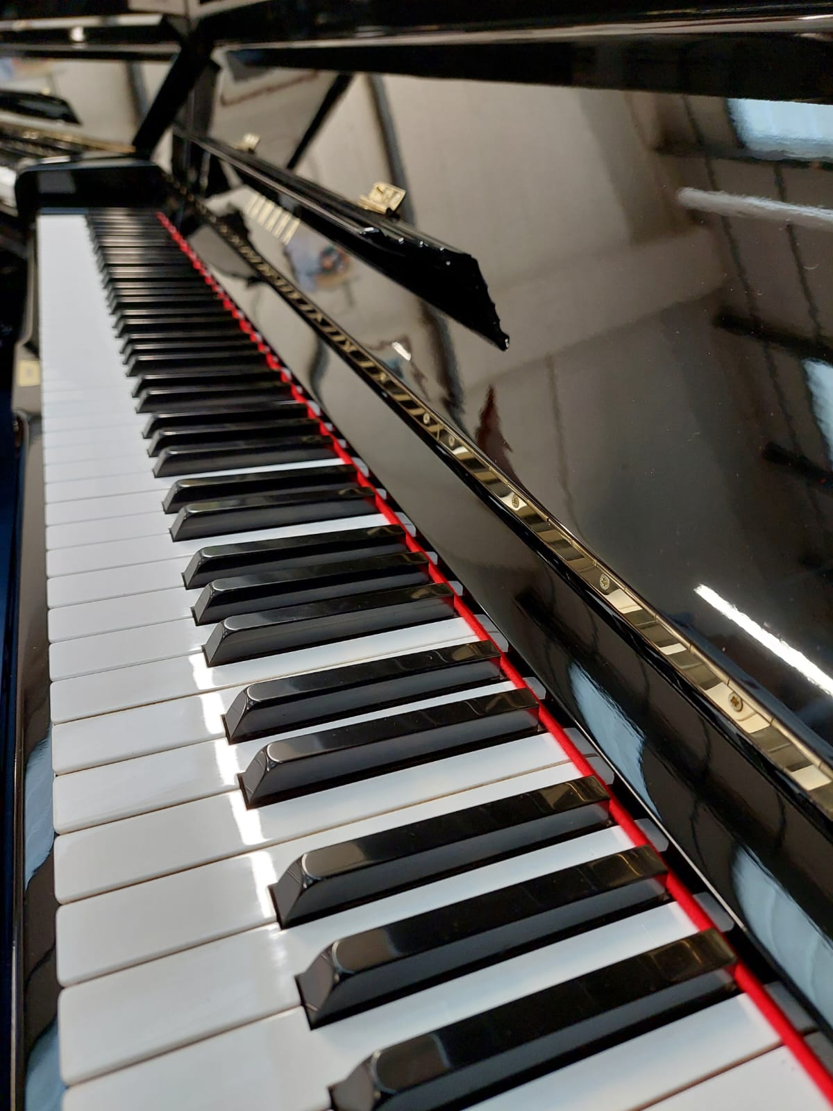 Main Piano Image