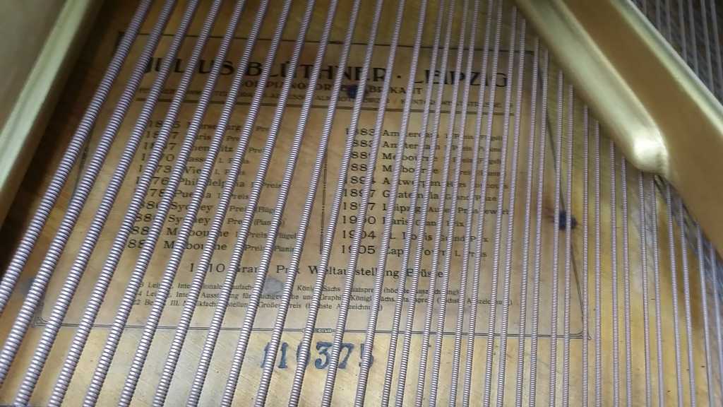 Piano Image