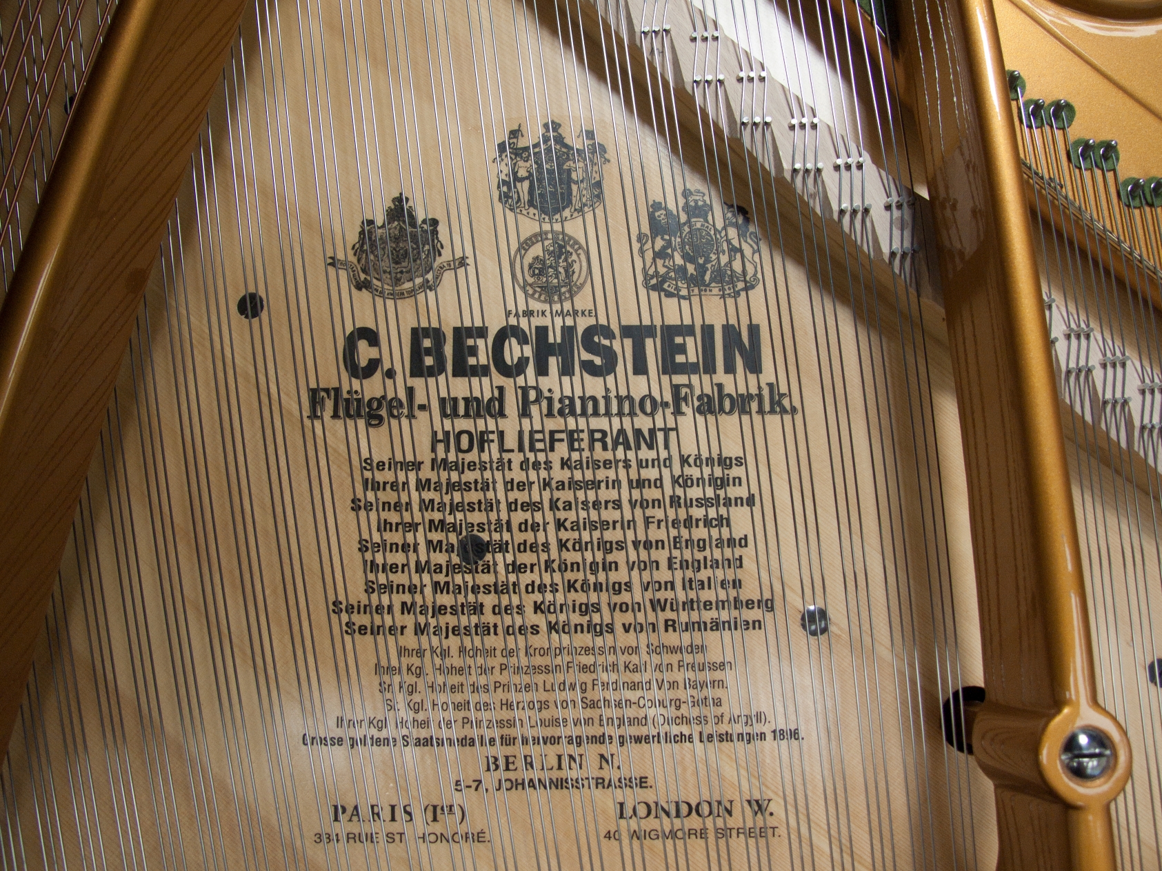 Piano Image