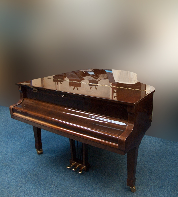 Petrof 172 Grand piano detail photo 4 - Roberts Pianos