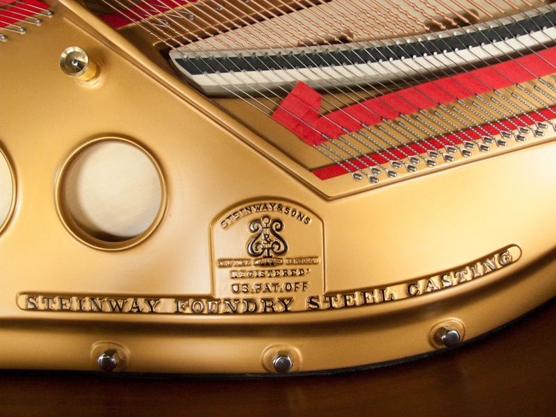 Piano Detail Photo 7