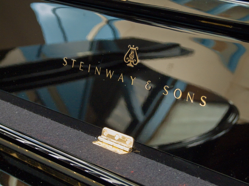 Steinway K Upright piano detail photo 4 - Roberts Pianos