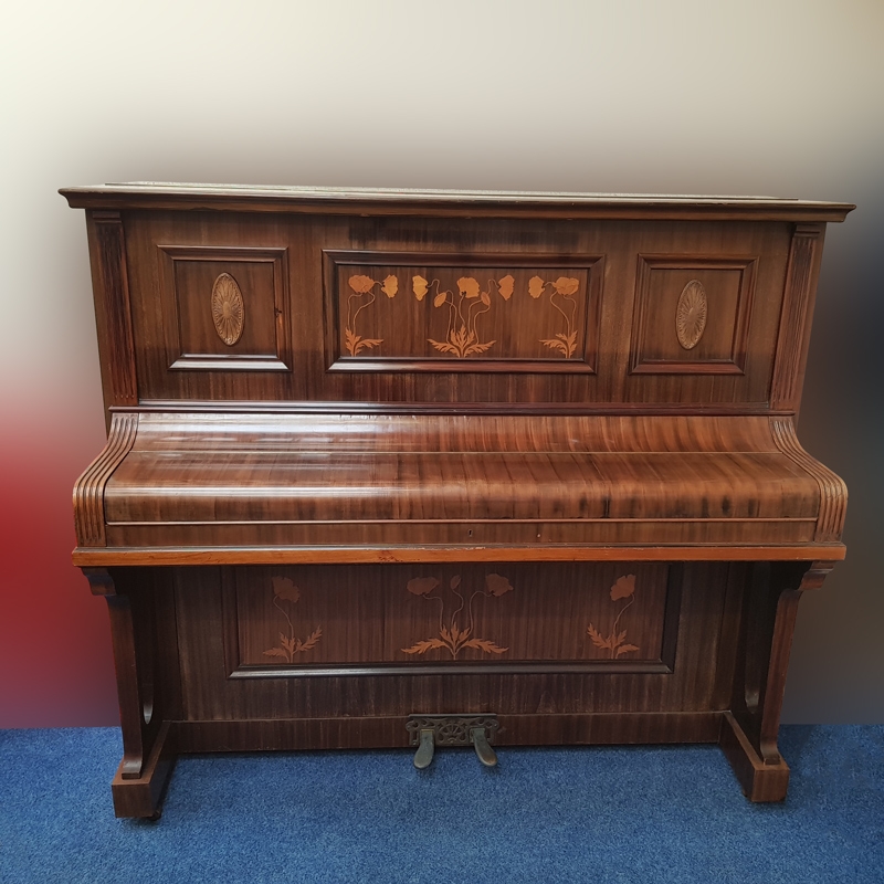 Kaps  Upright piano detail photo 2 - Roberts Pianos