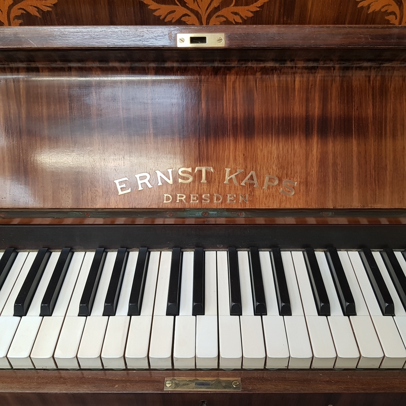 Kaps  Upright piano detail photo 3 - Roberts Pianos