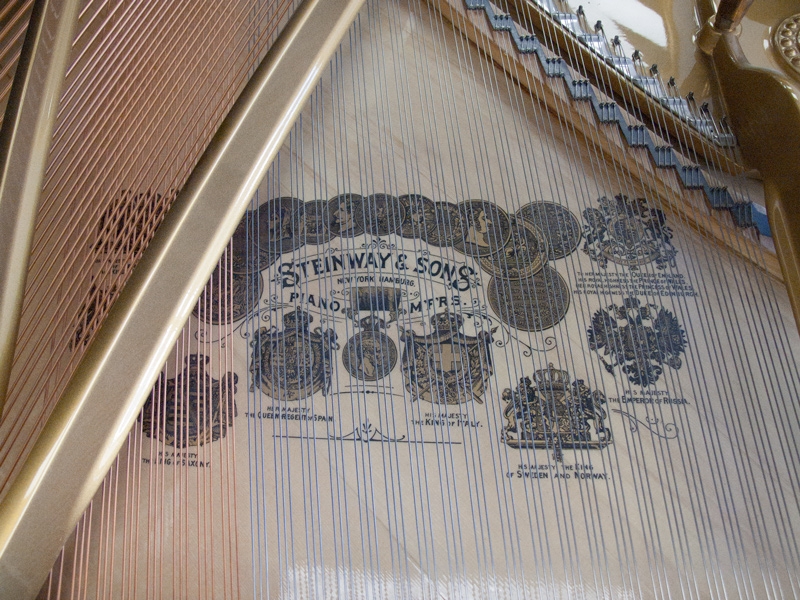 Piano Image