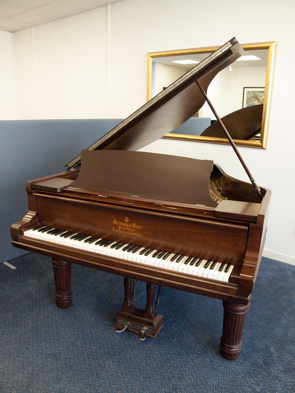 Main Piano Image