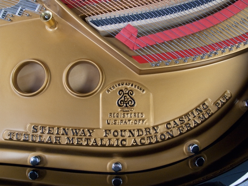 Piano Detail Photo 7