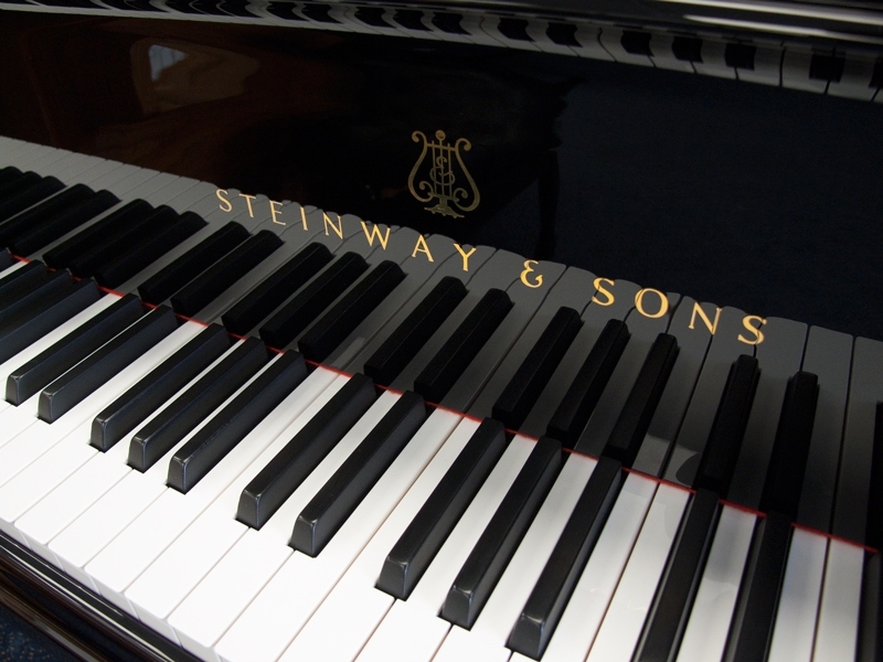 Piano Detail Photo 4