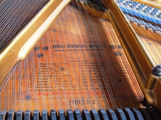 Piano Image