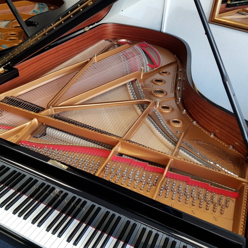 Piano Image