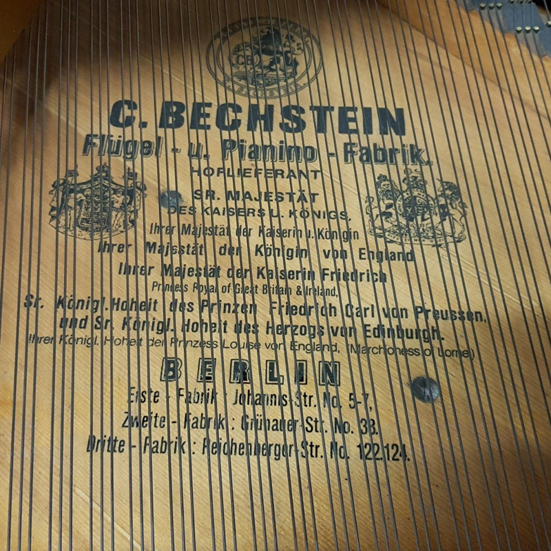 Piano Image
