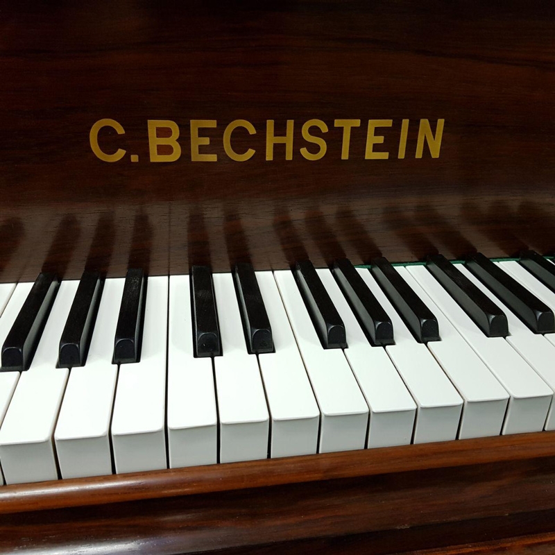 Piano Image