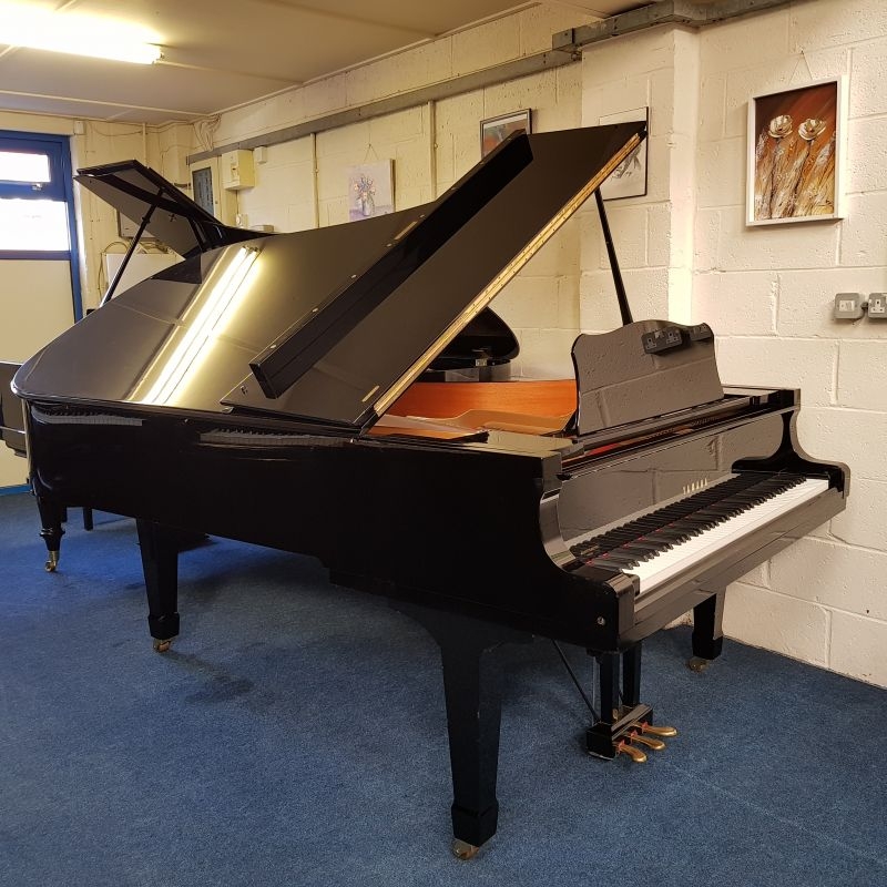 Yamaha C7 Grand piano from 1991 - Roberts Pianos