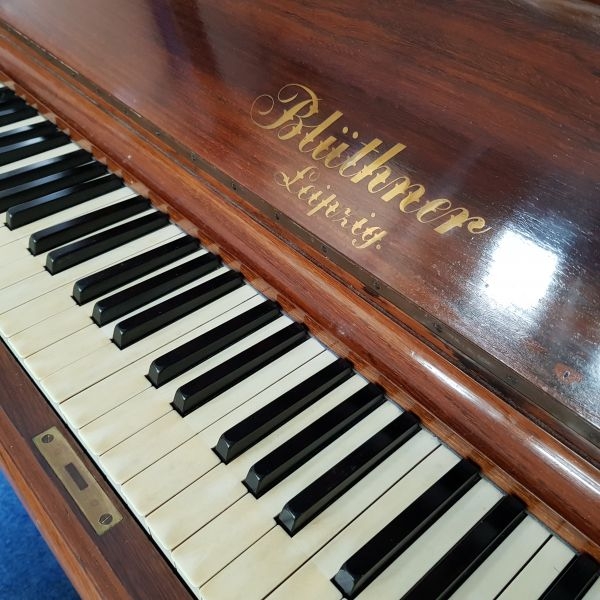 Piano Image