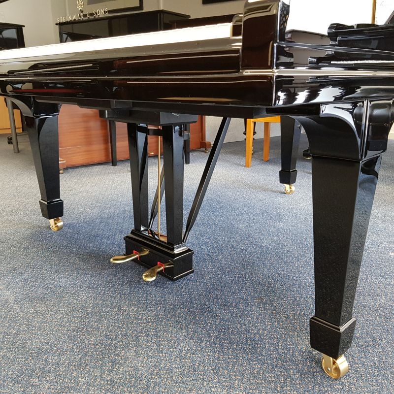 Piano Detail Photo 4