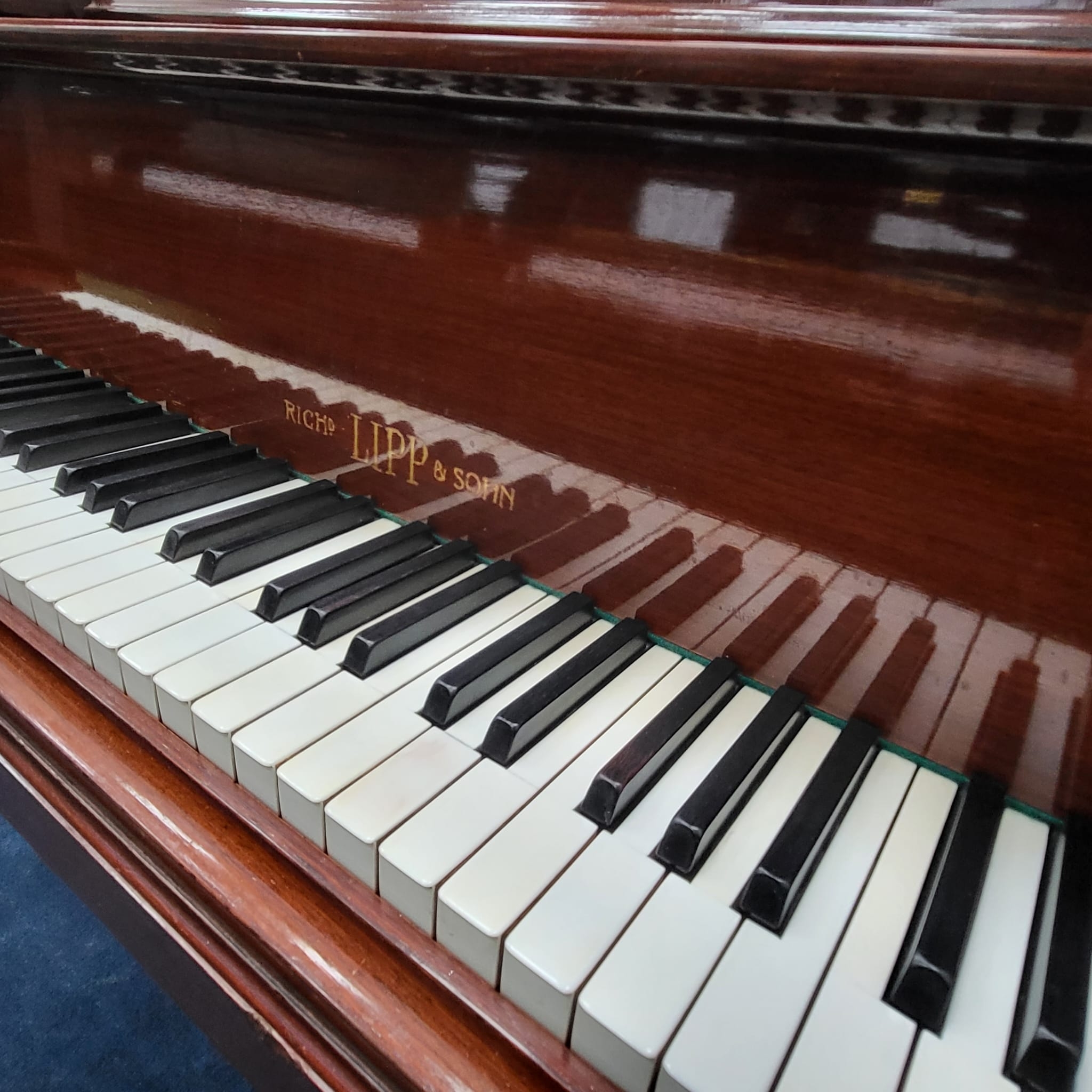 Piano Image