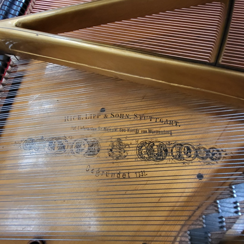 Piano Image