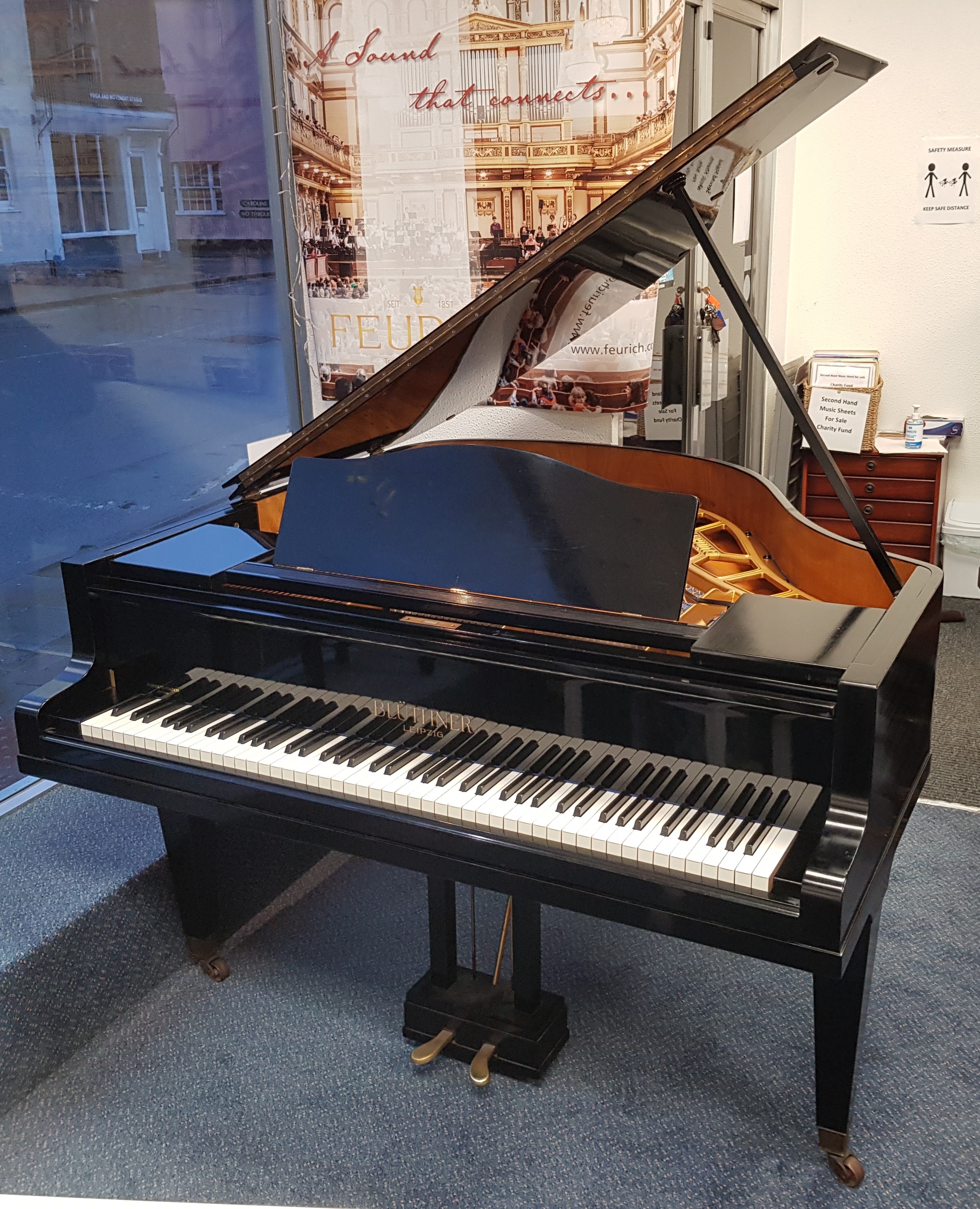 Piano Image