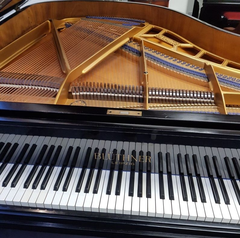 Piano Image