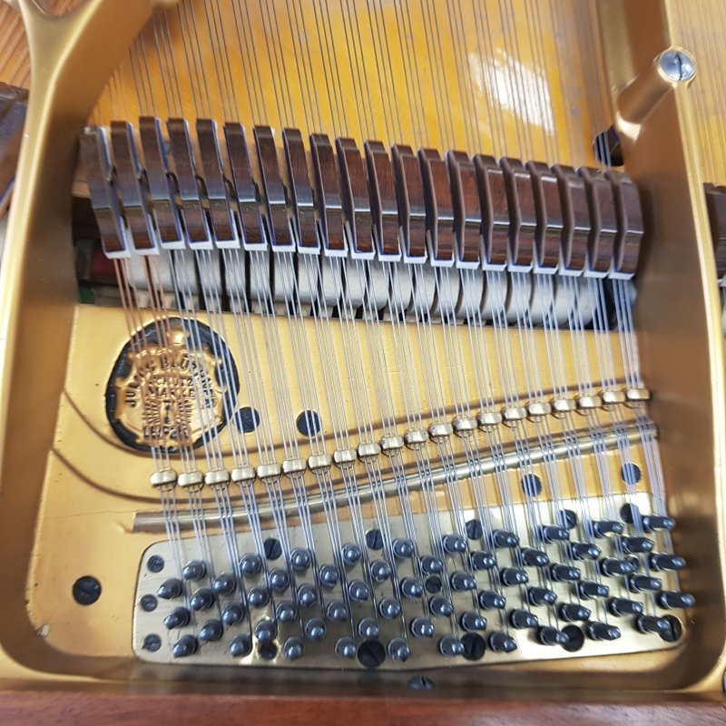 Piano Image