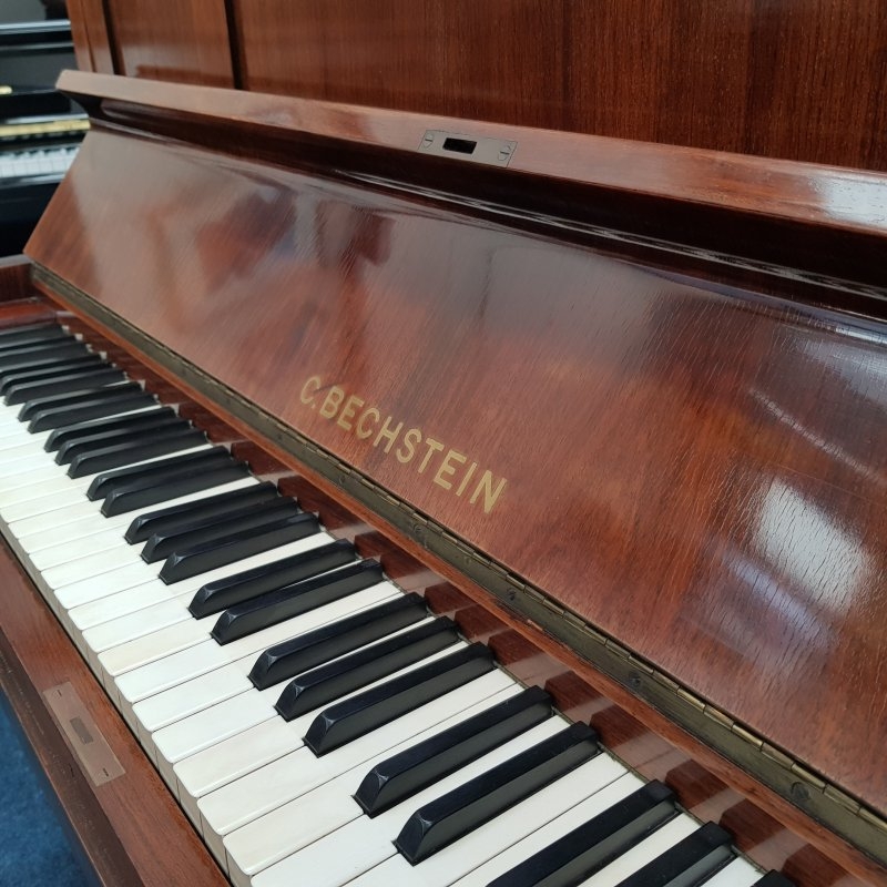 Main Piano Image