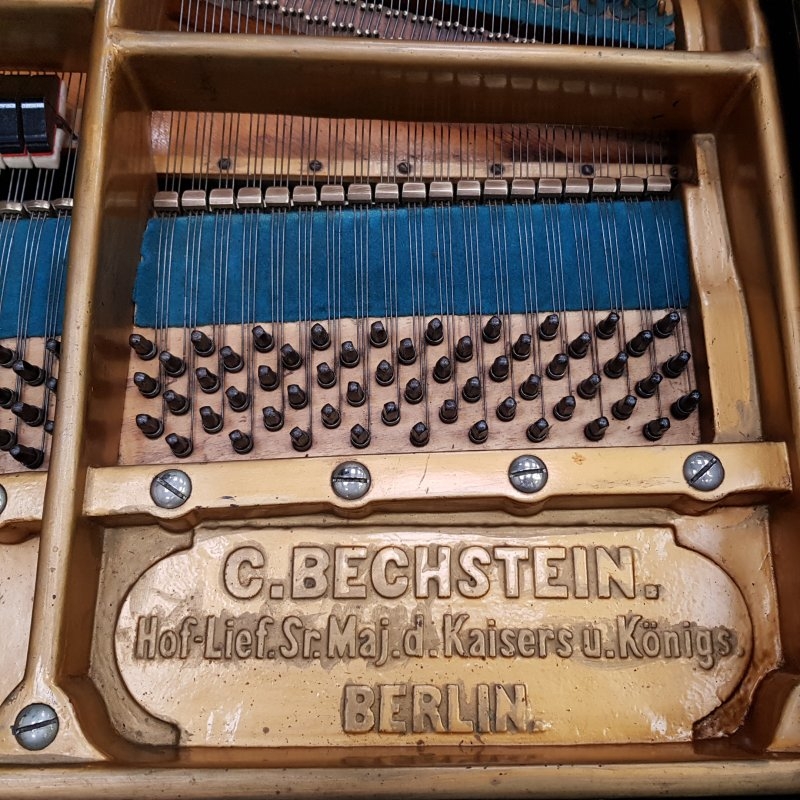 Piano Image