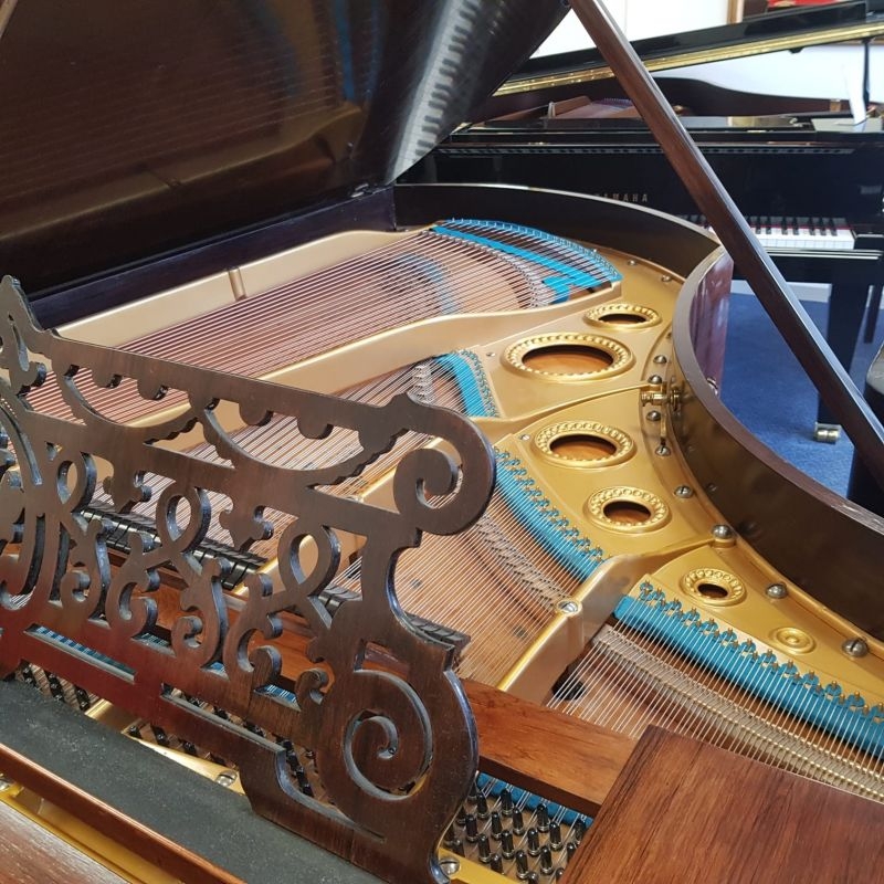 Piano Image