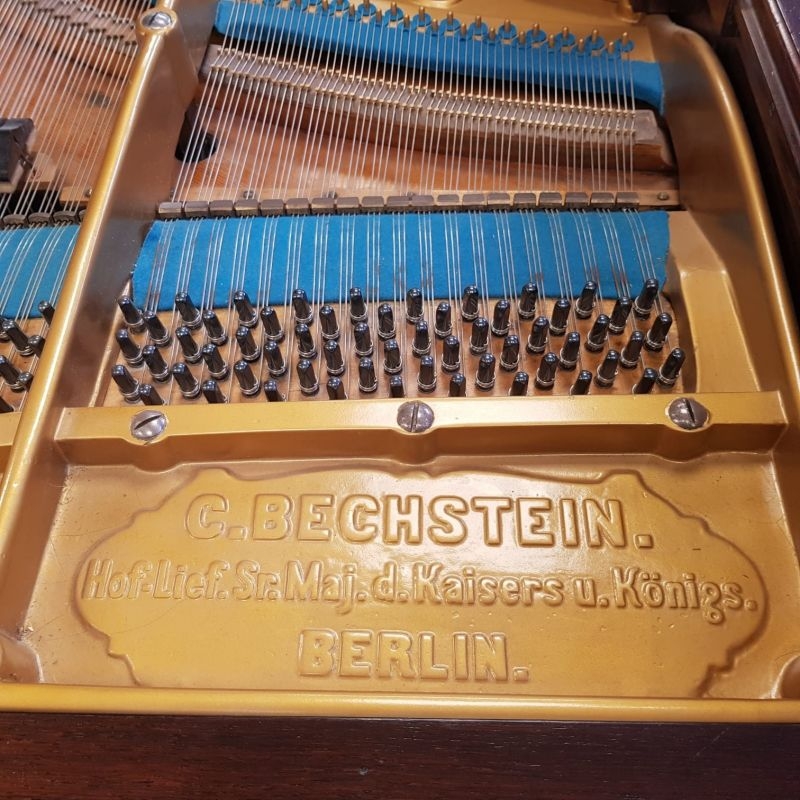 Piano Image