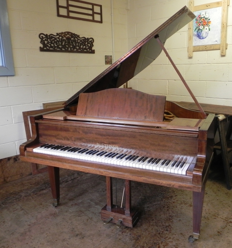 Main Piano Image