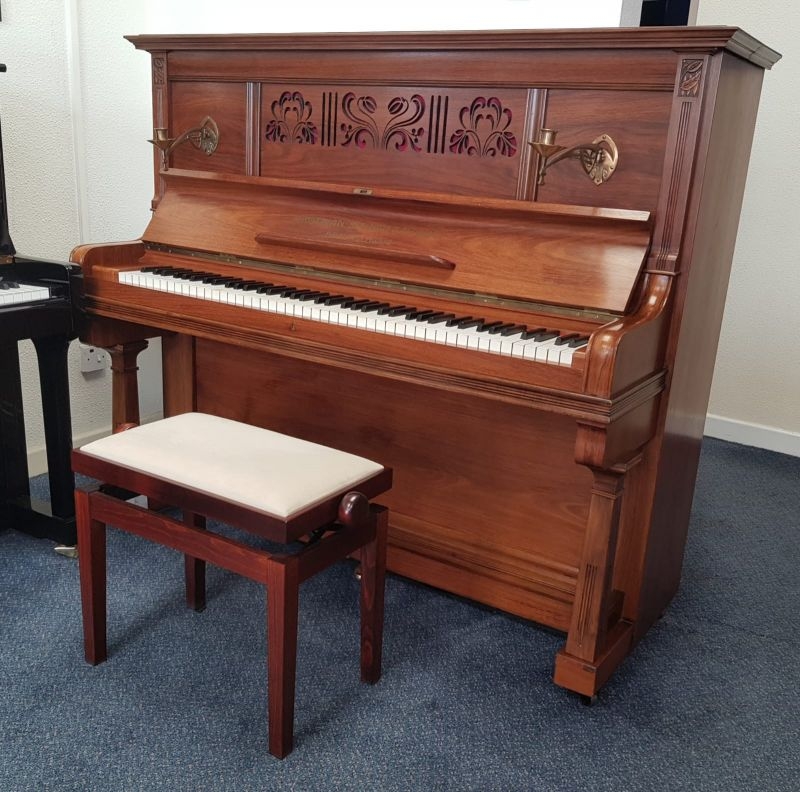 Main Piano Image