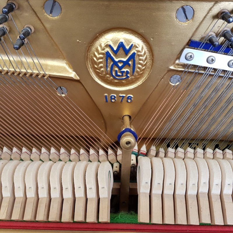 Piano Image