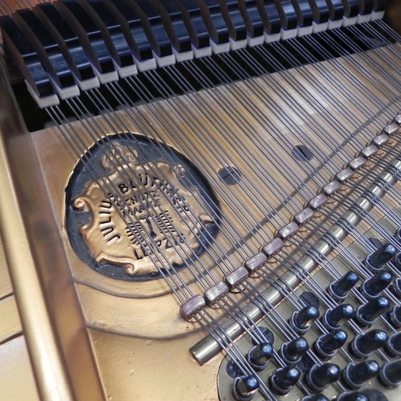 Piano Image