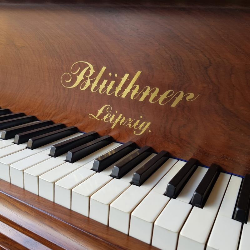Piano Image