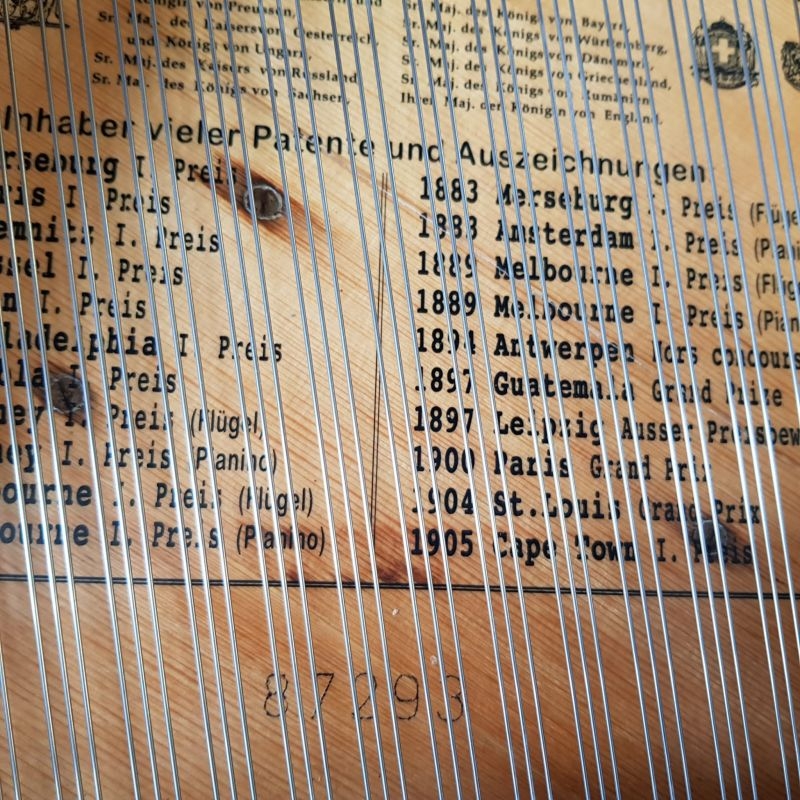 Piano Image
