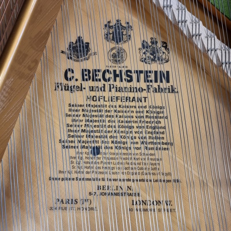 Piano Image