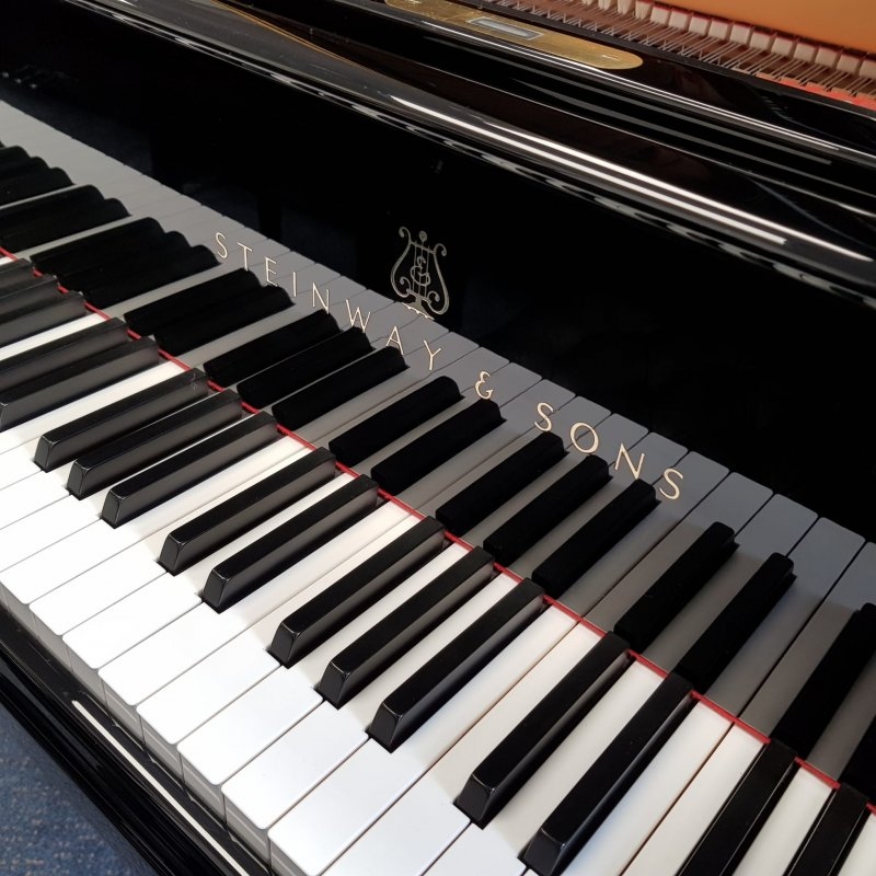 Piano Detail Photo 4
