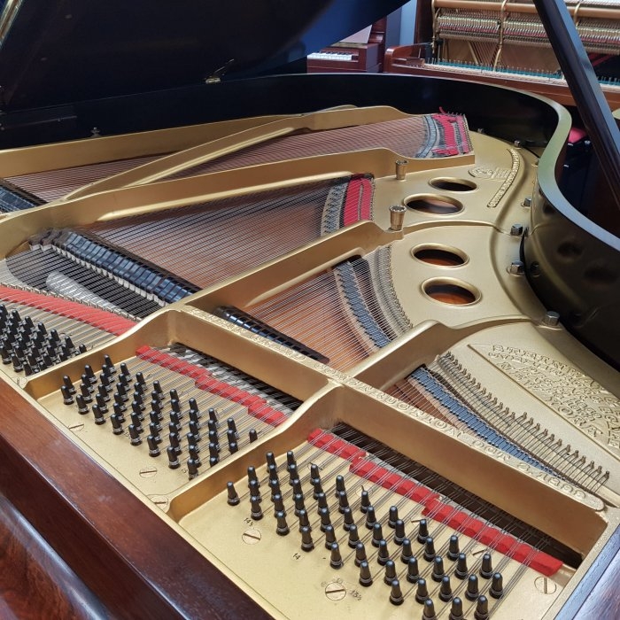 Piano Image