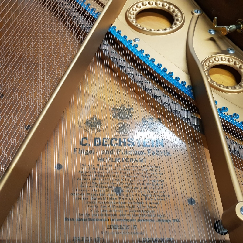 Piano Image