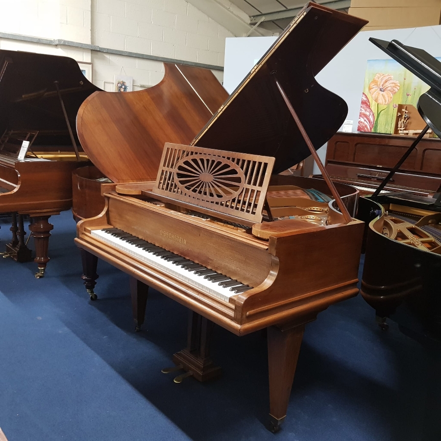Main Piano Image