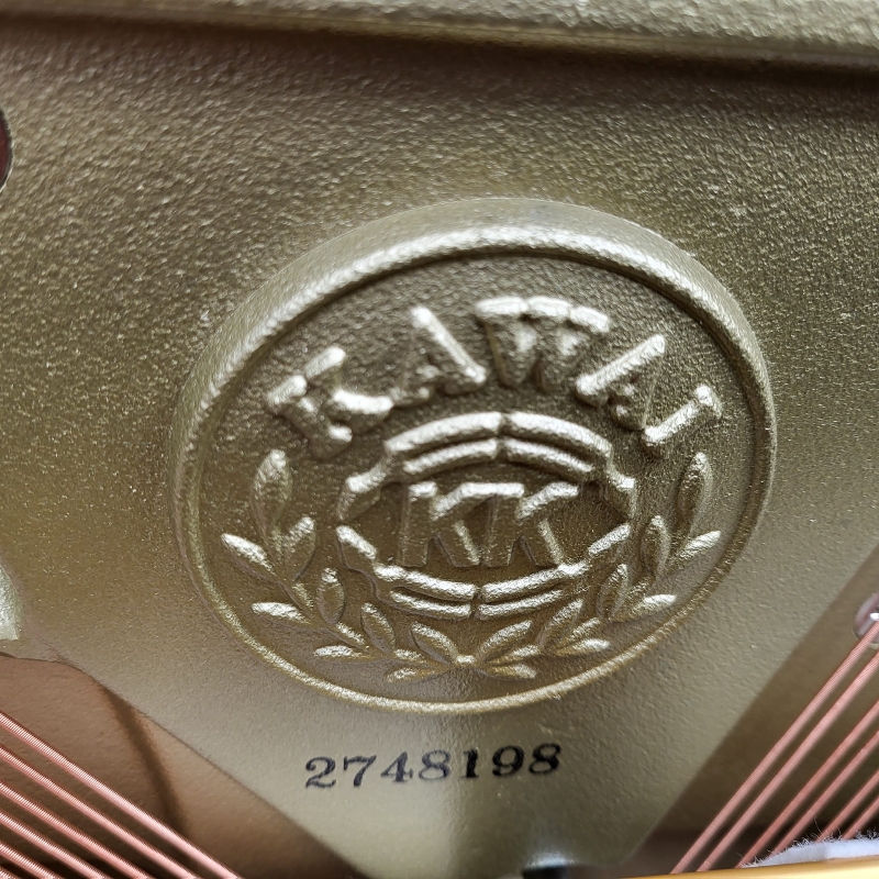 Kawai K-500 Upright piano detail photo 6 - Roberts Pianos