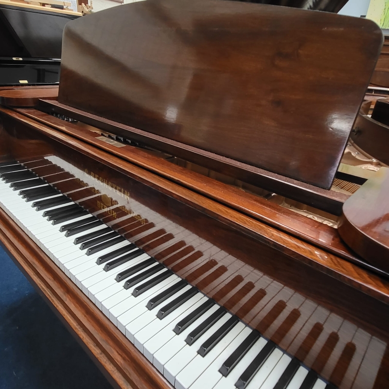 Piano Image