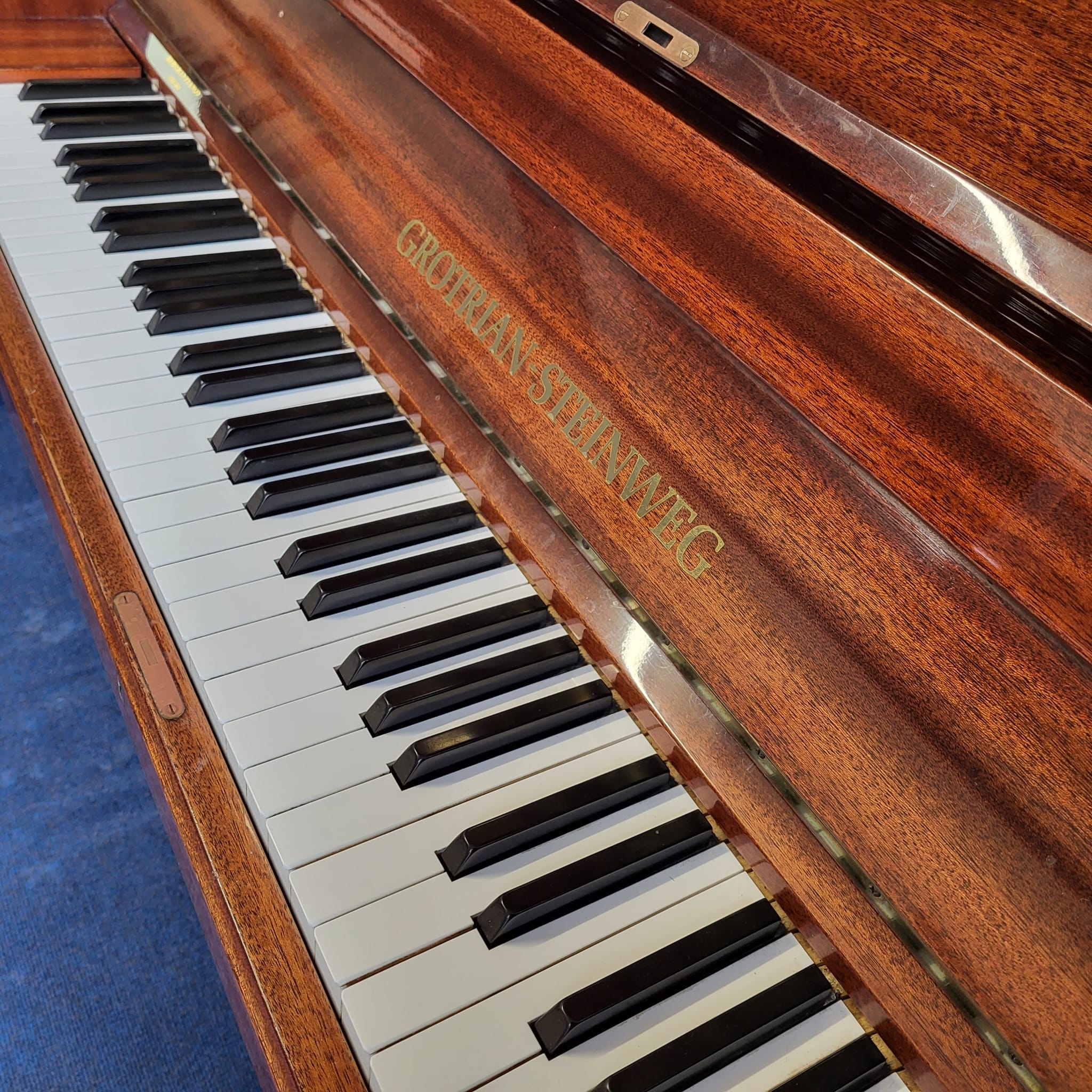 Piano Image