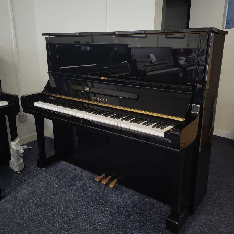 Main Piano Image