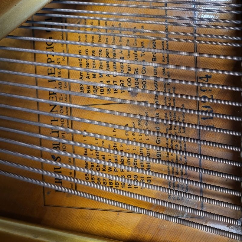 Piano Image