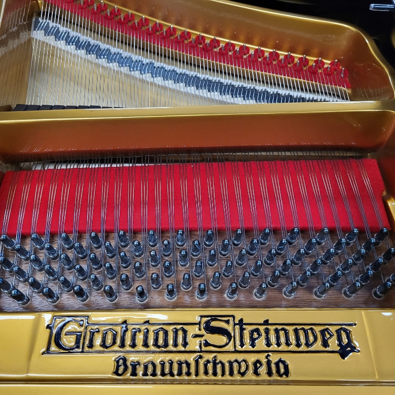 Piano Image