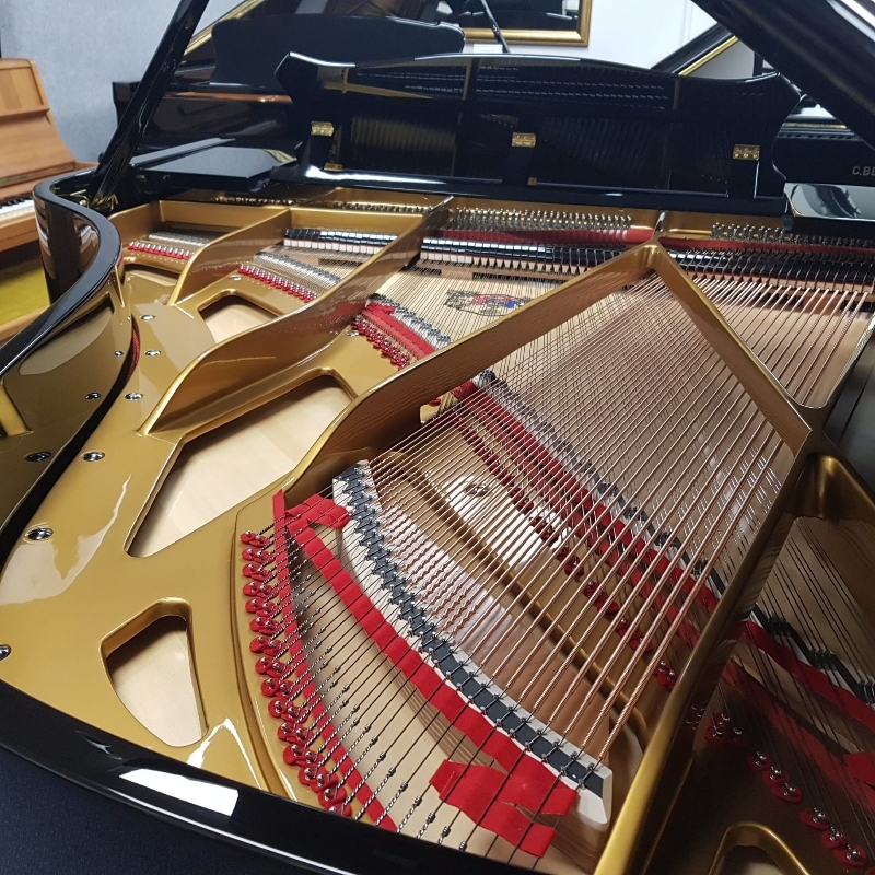 Piano Image