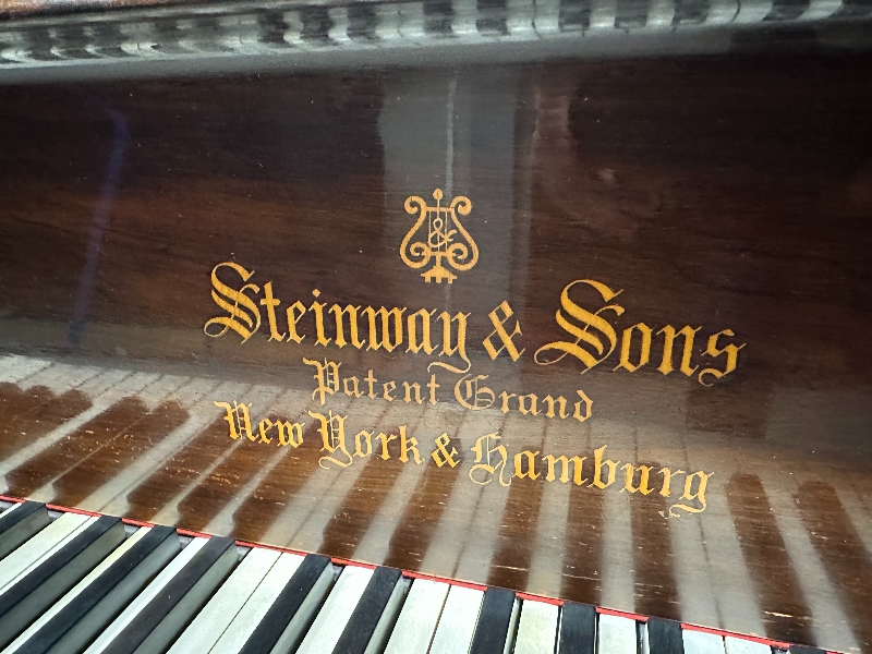 Piano Detail Photo 6