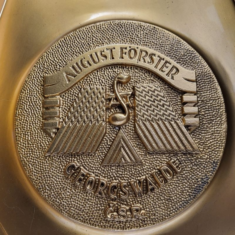 Piano Detail Photo 14